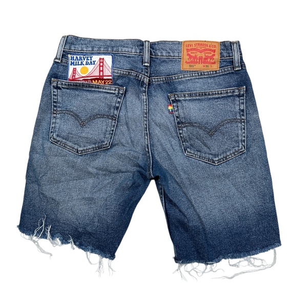 Levi's Harvey Milk Gay Pride Cutoff Distressed Denim Shorts Mens 31 - Picture 2 of 11